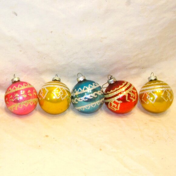 VTG SHINY BRITE ORNAMENTS, SET OF 7, W/UNIQUE GLITTER DESIGN - Picture 2 of 10